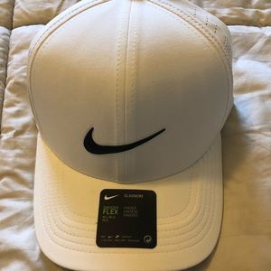 Nike flex fit hat